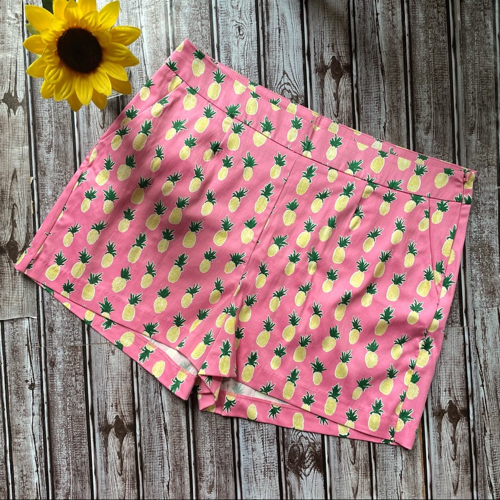 Mark. pink pineapple print shorts NWOT size 16
